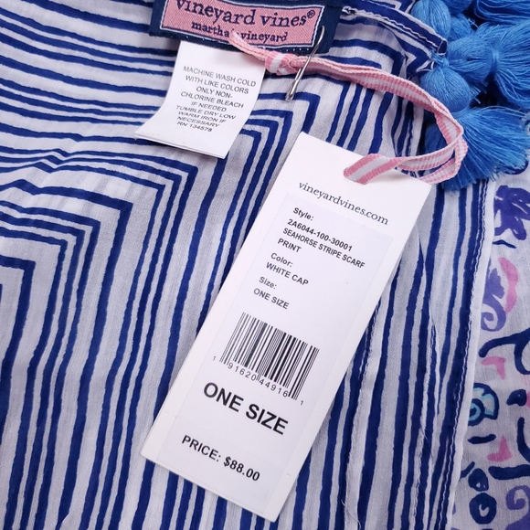 NWT VINEYARD VINES white blue seahorse print tassled cotton wrap scarf - Picture 5 of 5